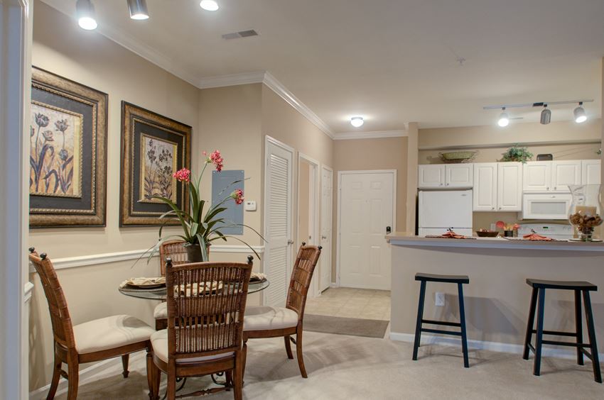 ReNew Glenmoore Apartments, 900 Selwyn Place, Glenmoore, PA RentCafe